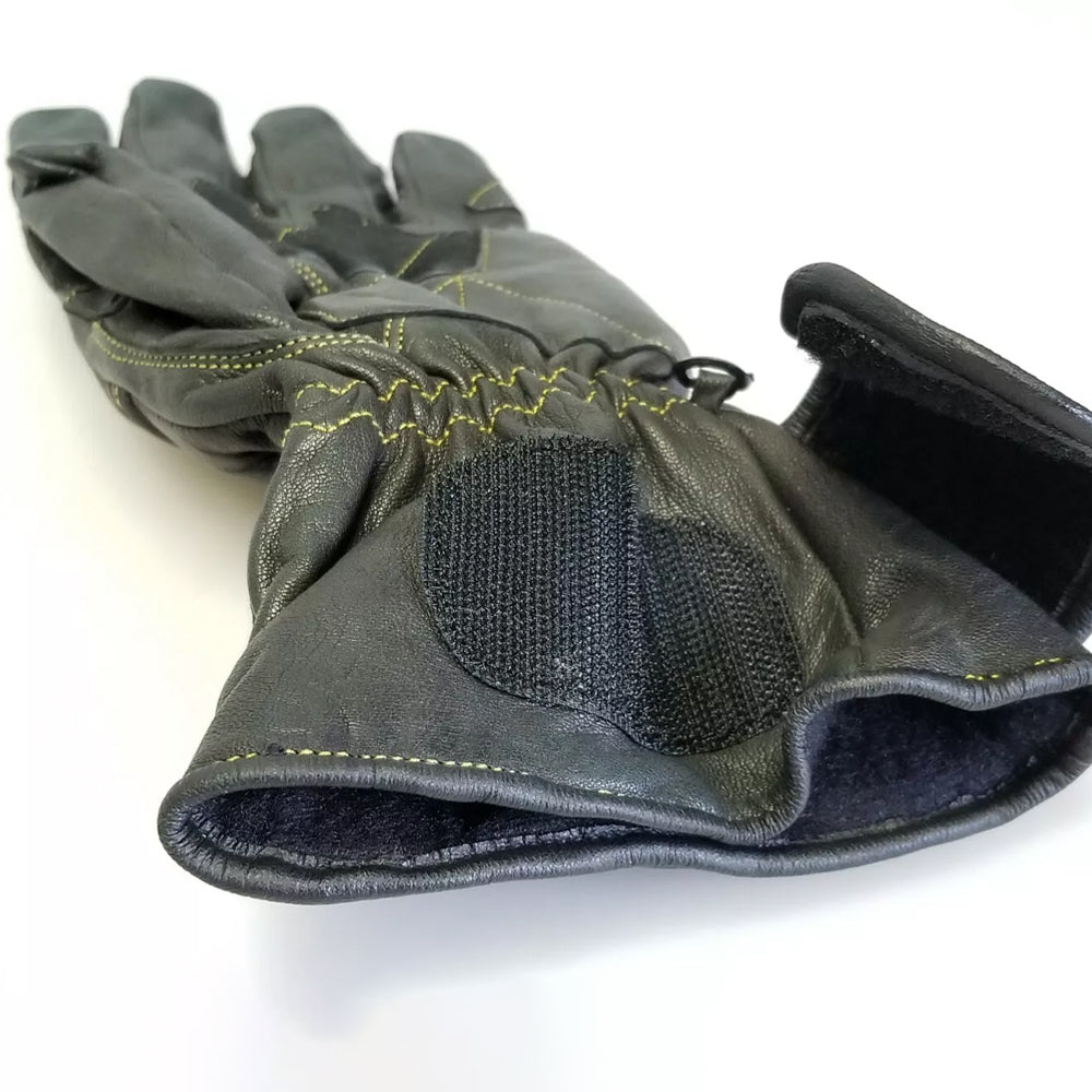 retro leather gloves for motorbike riders with Kevlar stitching
